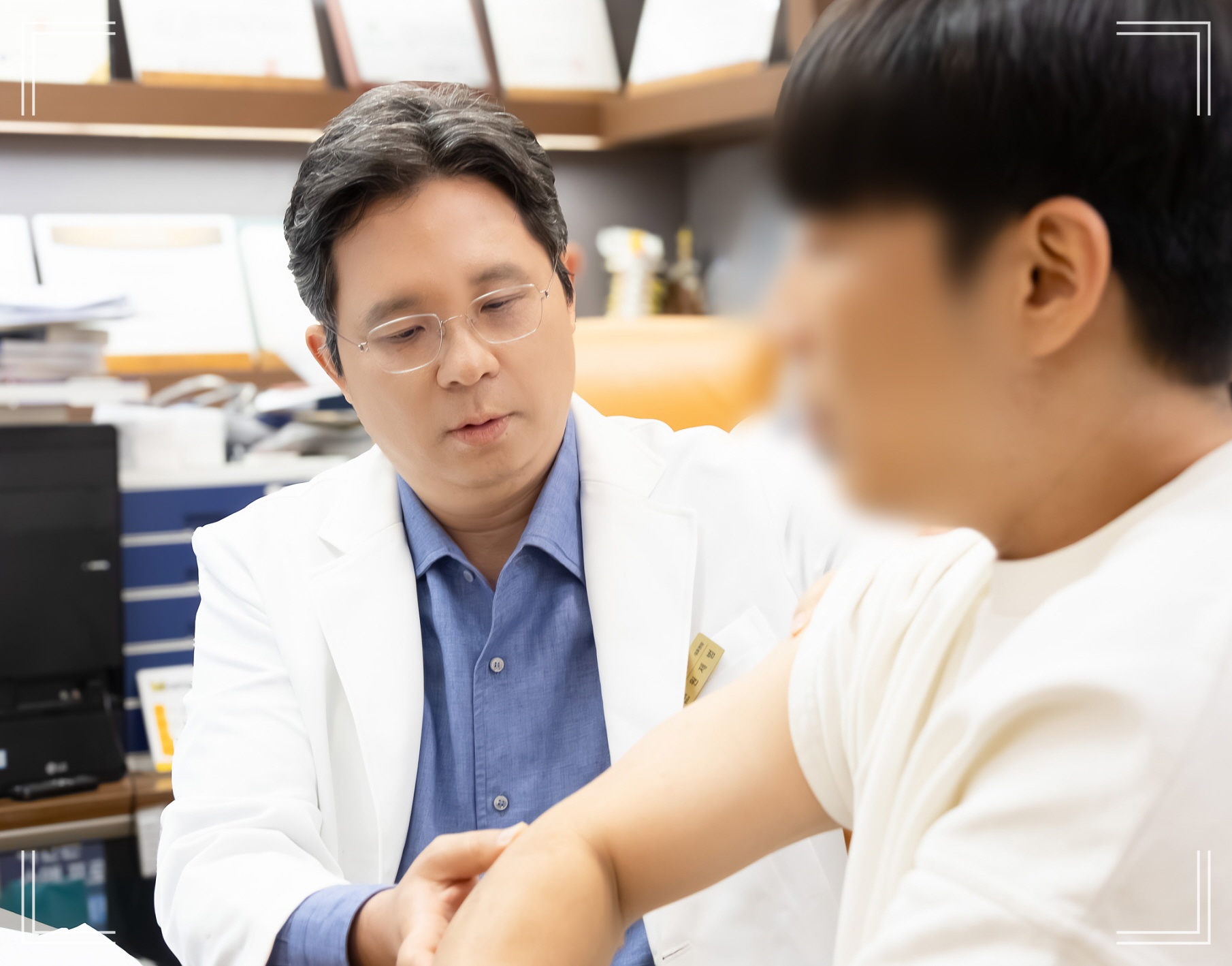 대상포진 후 신경통 기간, 대상포진 후유증 치료 병원 아산본내과 진료 장면